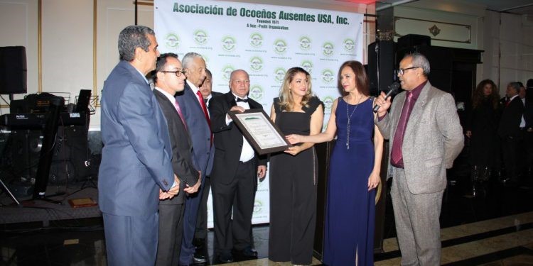 Ocoa de Pie reconoce trayectoria de Asociación de Ocoeños Ausentes en USA