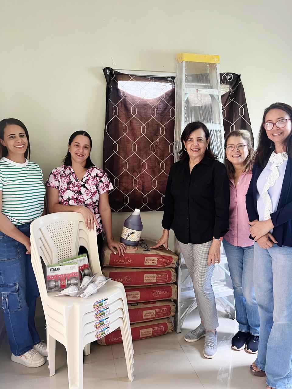 Fundaci&oacute;n Ocoa de Pie realiza donaci&oacute;n de materiales de reparaci&oacute;n y mantenimiento a la Cl&iacute;nica Las Auyamas